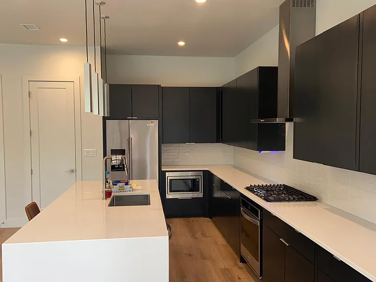 3525 Rutz St — Photo 8