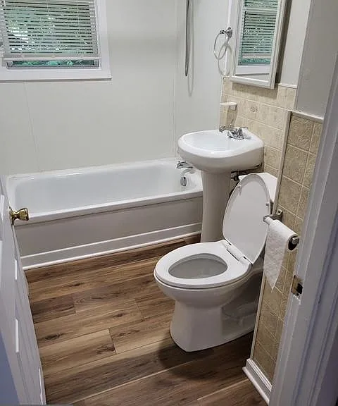 107 Wilson St — Photo 7