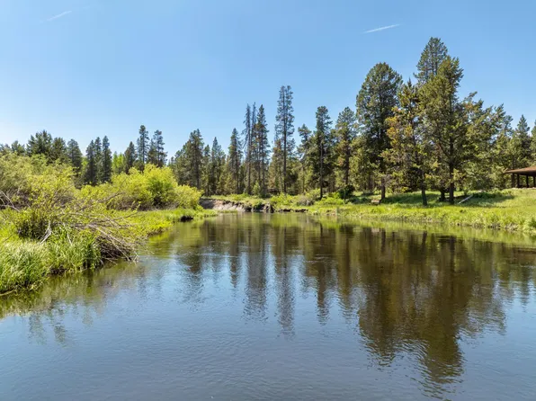 55855 Hashknife Rd #18, Bend, OR 97707