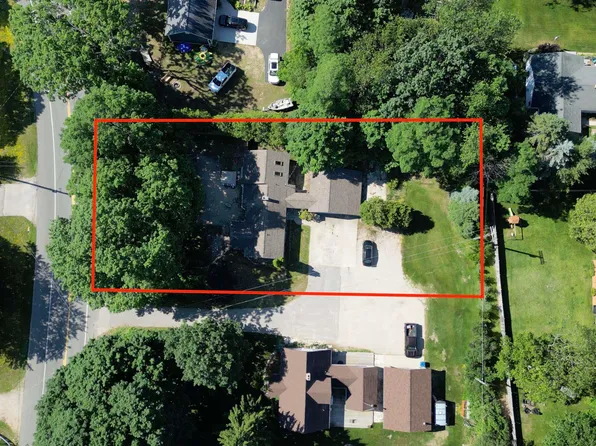 637 Crystal Ave, Frankfort, MI 49635