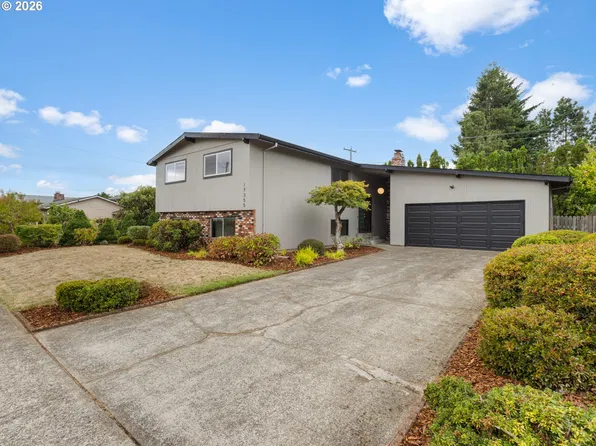 17355 NE Wasco St, Portland, OR 97230