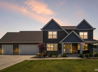 57601 Amber Valley Dr, Elkhart, IN 46517