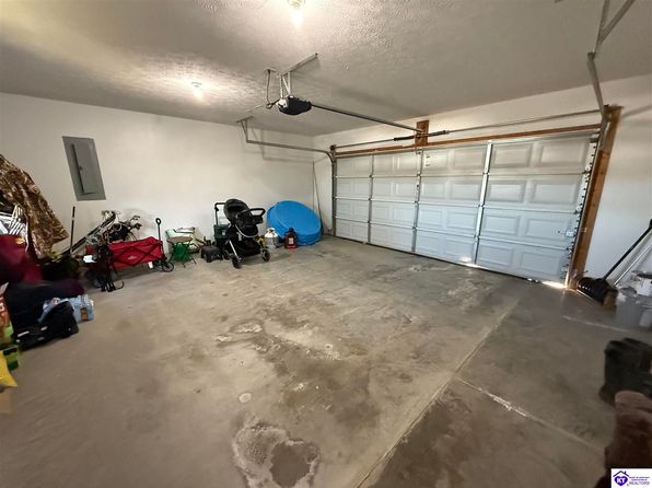 121 Alpine Dr, Vine Grove, KY 40175