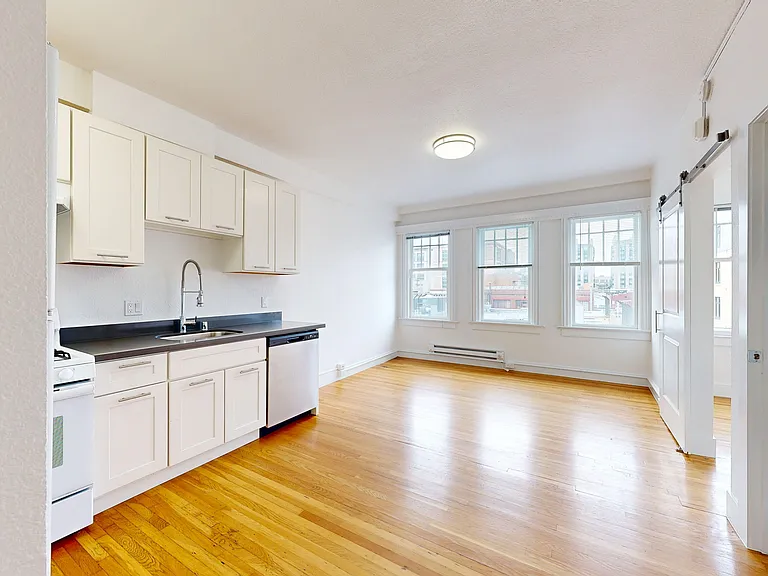 665 Eddy St #62 — Photo 2