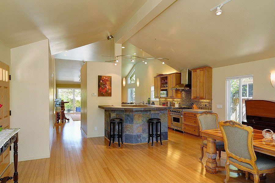 2nd image of 507 Galen Dr