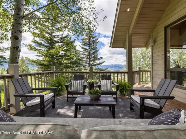 6300 S Juniper Ln, Jackson, WY 83001