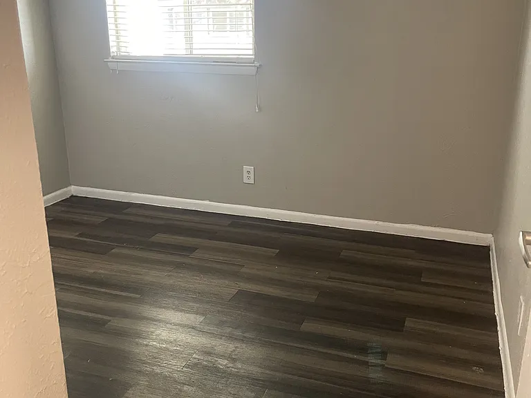 Avaya Garland Apartments — Photo 25