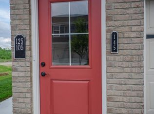 145 Waterhaven Way, Springboro, OH 45066