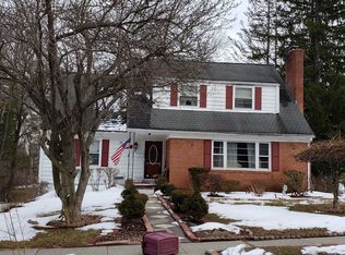 11 Gaskin Rd, Poughkeepsie, NY 12601