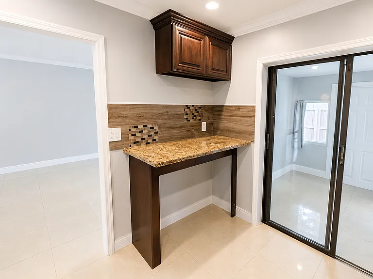 22384 Palomita Dr — Photo 33