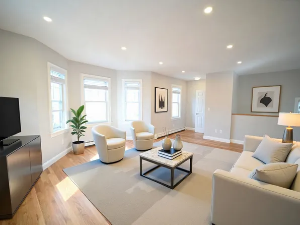 19B Roberts St #A3, Brookline, MA 02445
