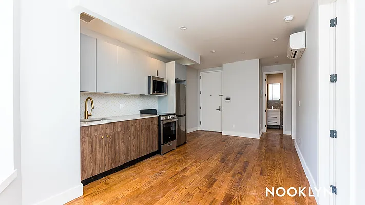 Rented by Nooklyn NYC LLC | media 29