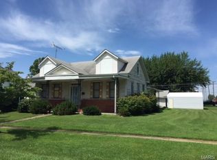 200 W Spruce St, Shelbina, MO 63468