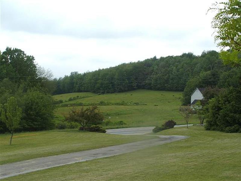 5th image of 148 FAYVILLE Road