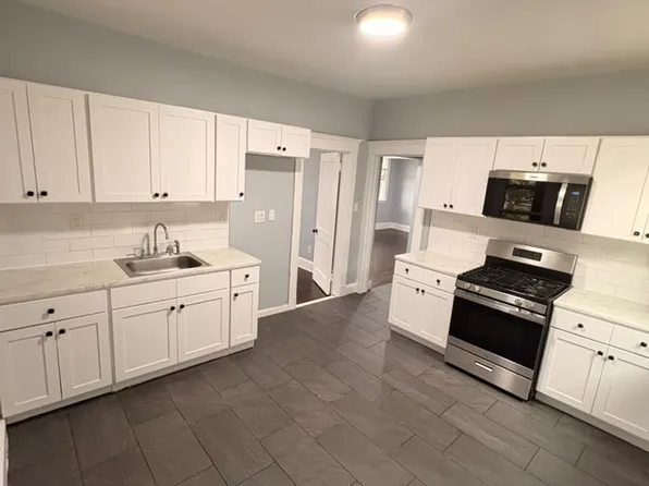 149 Dover St #2, New Haven, CT 06513
