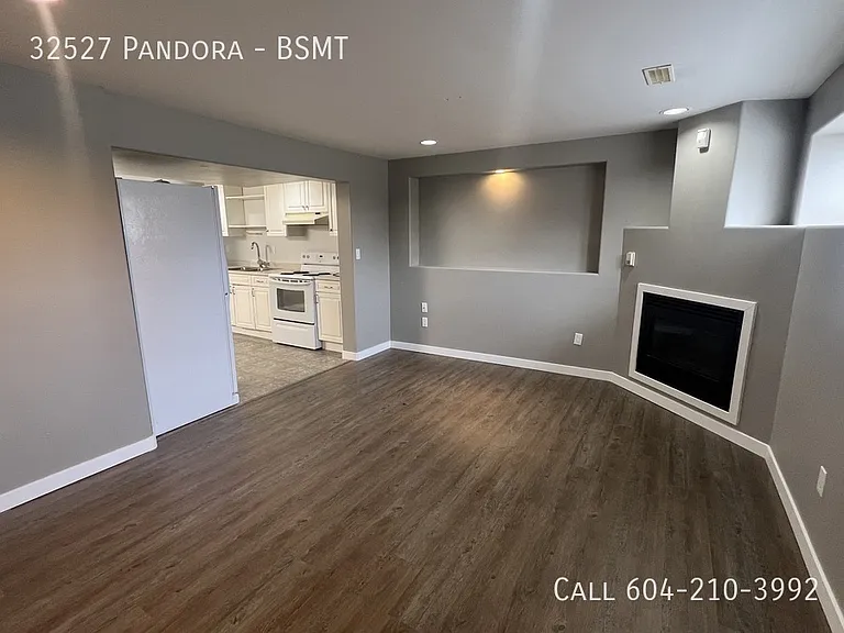 32527 Pandora Ave #BASEMENT — Photo 4