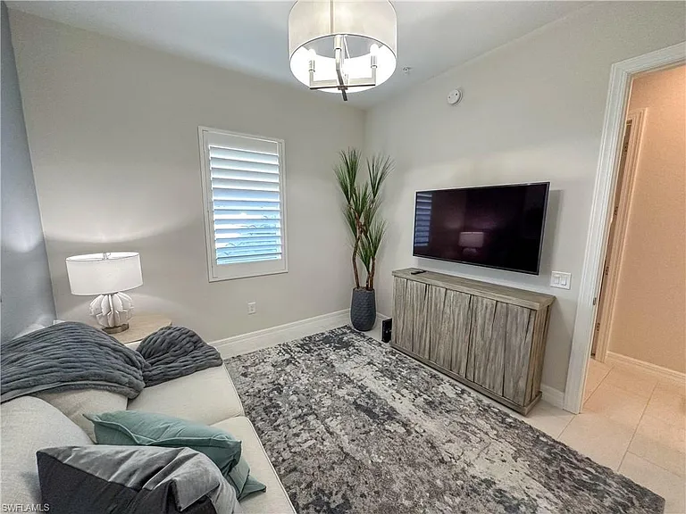 232 Indies Dr E #201 — Photo 38