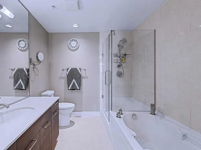 433 11th Ave SE #1006 — Photo 11