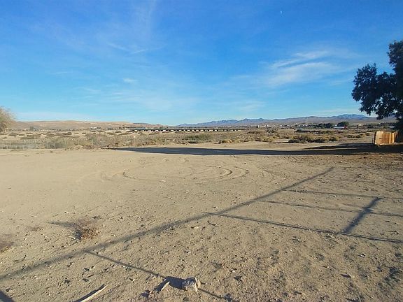 5th image of Mesa Dr