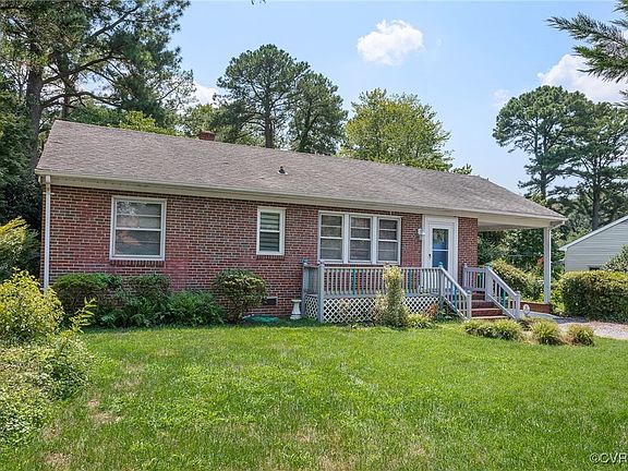 3rd image of 405 Danray Dr