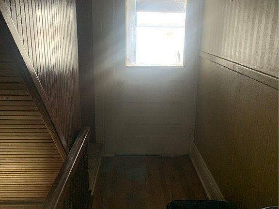 4th image of 1115 Tilden Ave