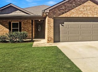6215 Mimosa Gardens Ln, Tuscaloosa, AL 35405