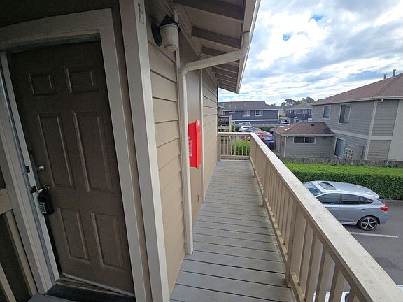 3rd image of 5030 & 5036 Valley East Blvd #Fbed4c956