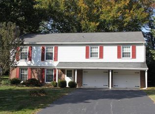 2601 Beechwood Rd, Lancaster, PA 17601