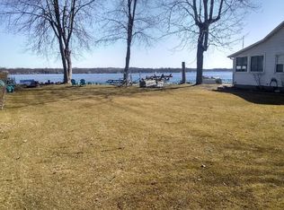 8076 Clarks Cv, Addison, MI 49220