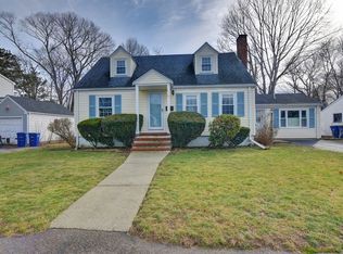 29 Nickerson Rd, Braintree, MA 02184