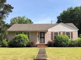85 Seery St, West Point, MS 39773