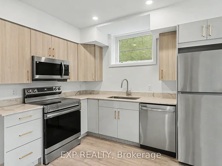 61 Pinehurst Ave #A — Photo 13
