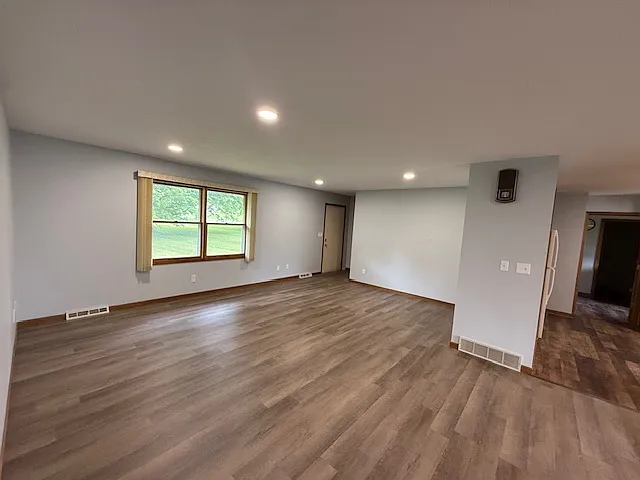 4456 Seville Rd — Photo 3