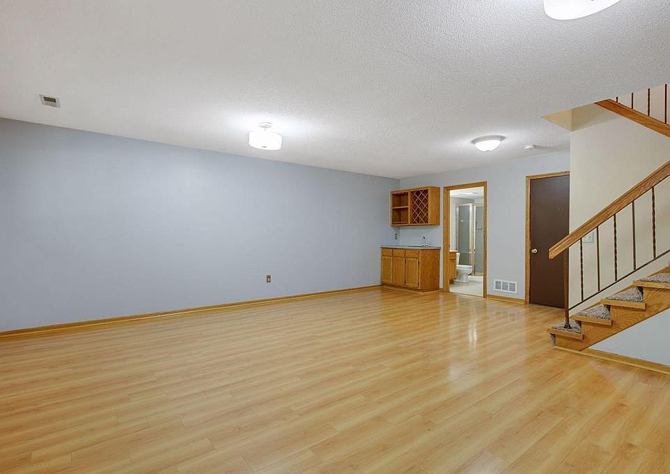 1st image of 1302 Aston Cir