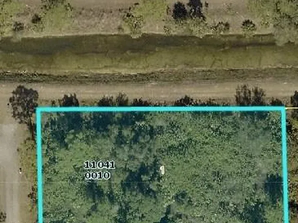 722 Wells AVE, LEHIGH ACRES, FL 33972