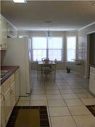 4th image of 16928 Meadow Ln
