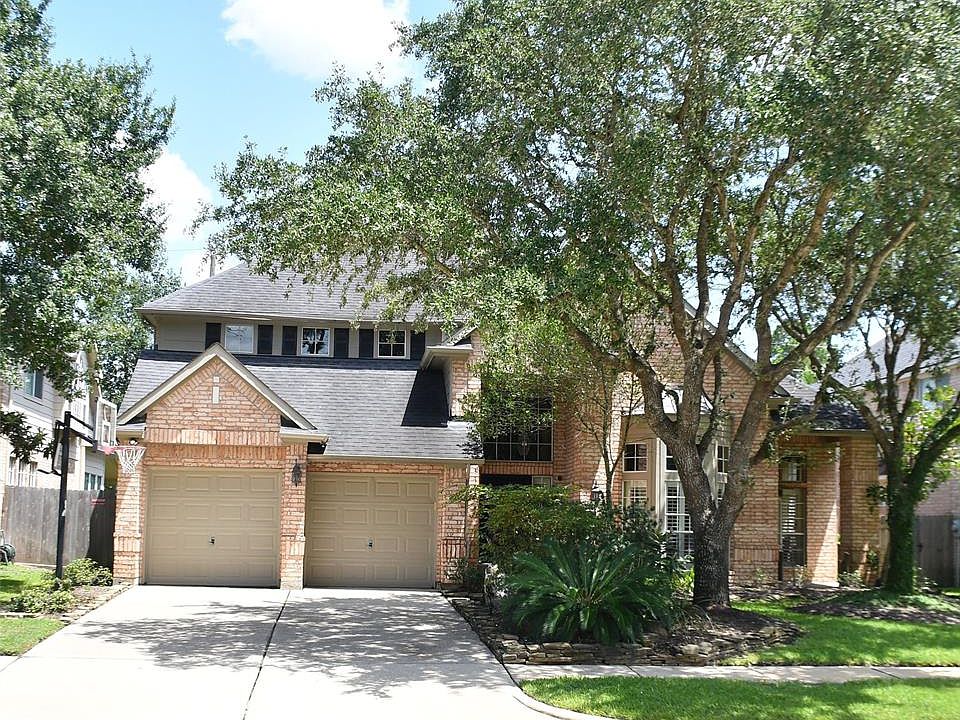 1st image of 16118 Halpren Falls Ln