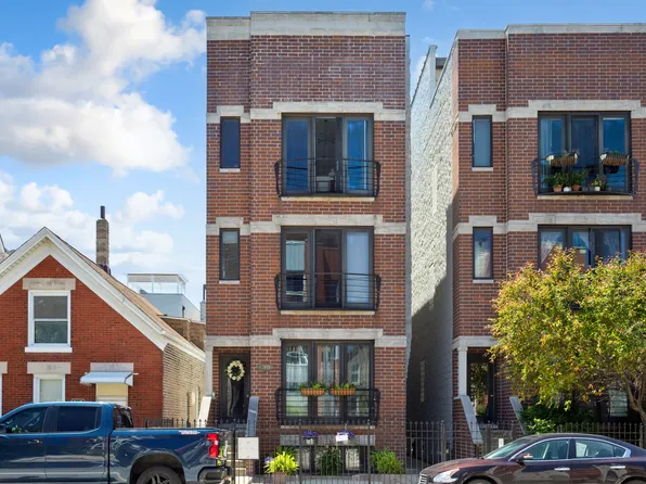 2449 W Augusta Blvd #3, Chicago, IL 60622