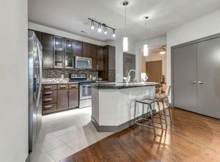 5755 N Almeda Rd #401, Houston, TX 77004