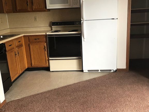 2nd image of 224 Sheetz St APT 2