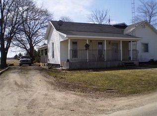 2051 E Montgomery Rd, Hillsdale, MI 49242