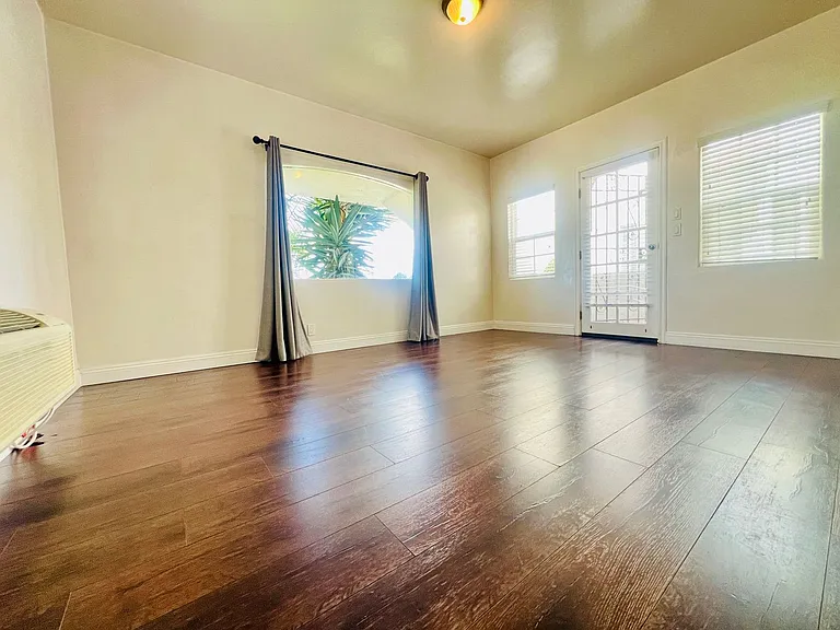 Spring Rent Special-Upgraded Hacienda Style Home! — Photo 9