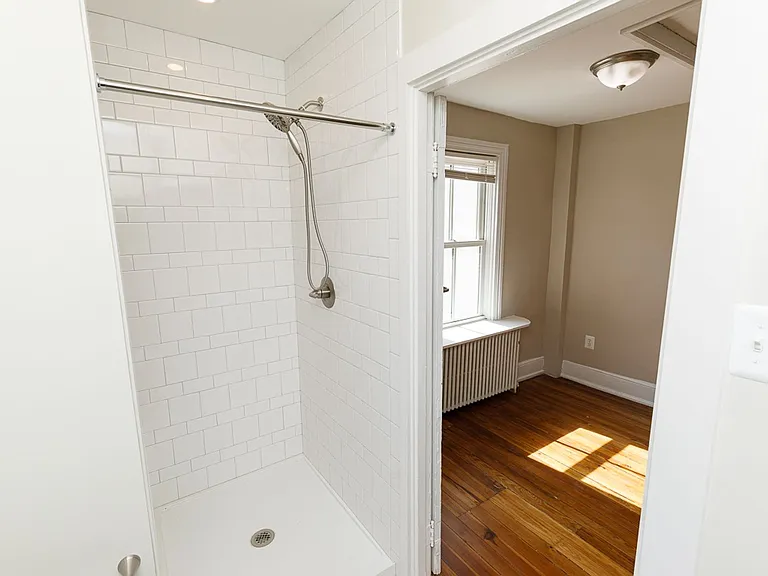 1525 Elliot Pl NW — Photo 35