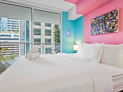 1200 Brickell Bay Dr APT 1816, Miami, FL, 33131