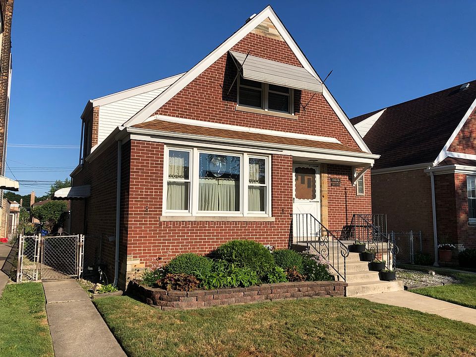 2nd image of 10636 S Avenue C