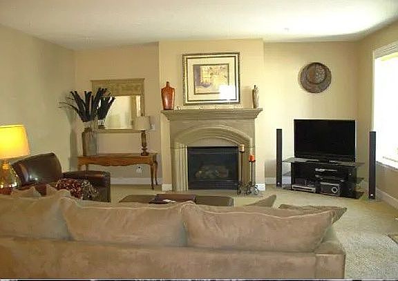 5th image of 11706 SW Grenoble St