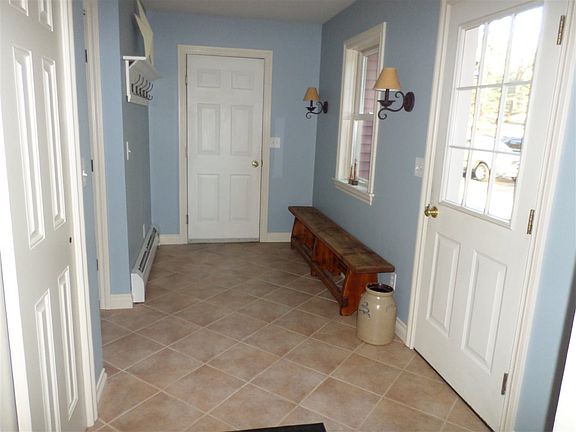 5th image of 67 Birch Dr