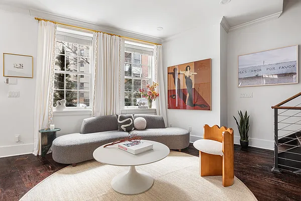 Sold by Compass | media 2