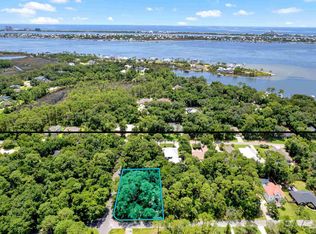 5600 Blk North Shore Rd, Pensacola, FL 32507