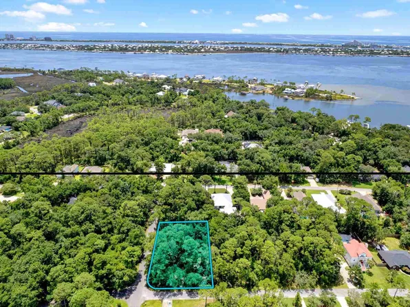 5600 Blk North Shore Rd, Pensacola, FL 32507